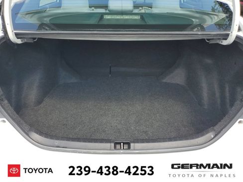 Used 2015 Toyota Corolla LE FWD image 23