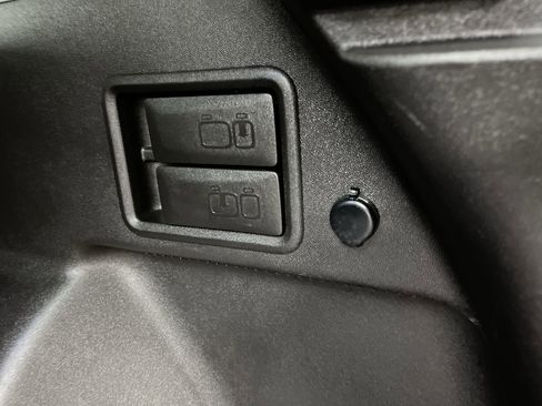 Used 2020 GMC Terrain SLT w/ Preferred Package image 30