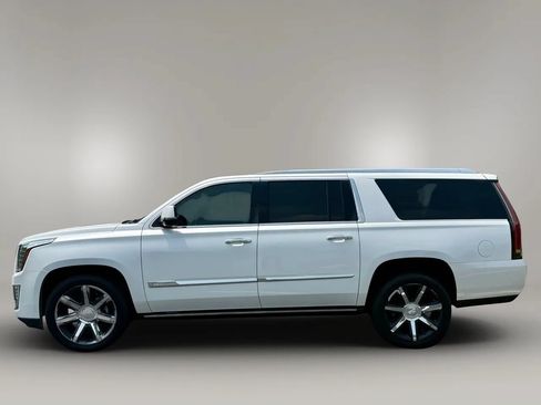 Used 2016 Cadillac Escalade ESV Premium AWD/4WD image 2