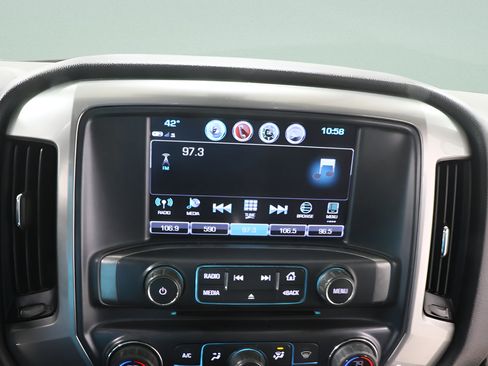 Used 2017 Chevrolet Silverado 2500 LT w/ LT Convenience Package AWD/4WD image 10