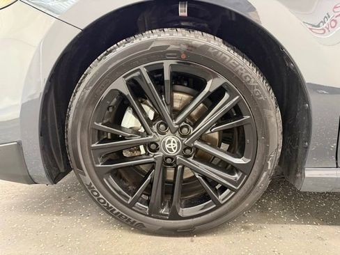 Used 2025 Toyota Camry SE w/ Convenience Package AWD/4WD image 19