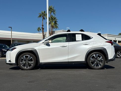 Used 2019 Lexus UX 200 w/ Accessory Package image 6