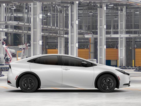 New 2027 Toyota Prius LE FWD image 14