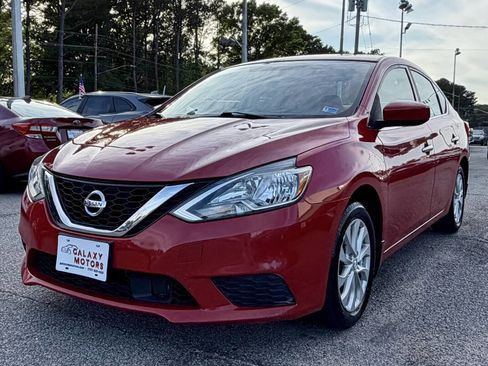 Used 2018 Nissan Sentra SV FWD image 1
