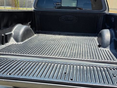 Used 2003 Ford F150 XLT RWD image 5