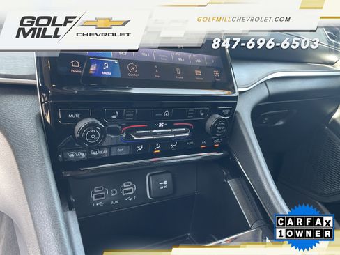 Used 2023 Jeep Grand Cherokee L Limited AWD/4WD image 23