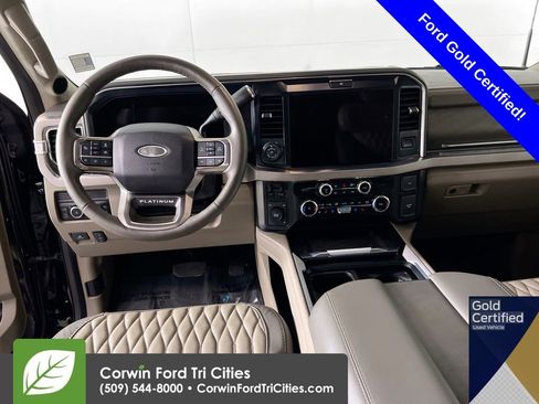 Certified 2025 Ford F450 Platinum w/ Platinum Plus Package AWD/4WD image 27