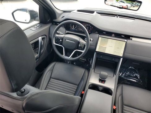 Certified 2024 Land Rover Discovery Sport Dynamic SE image 19
