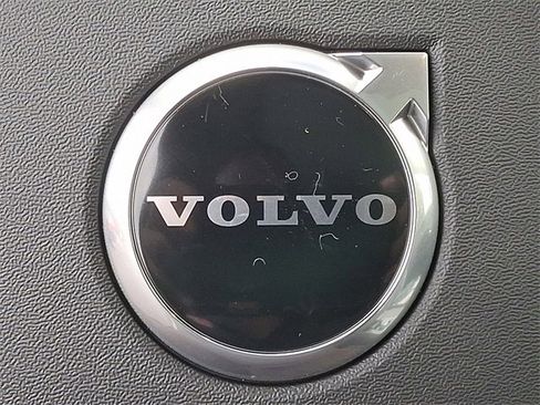 New 2026 Volvo XC90 B6 Ultra image 12