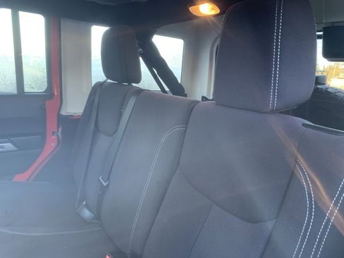 Used 2013 Jeep Wrangler Unlimited Sahara w/ Dual Top Group image 10