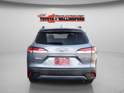 Certified 2022 Toyota Corolla Cross LE AWD/4WD image 10