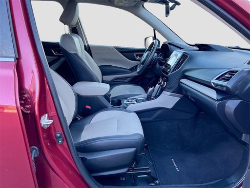 Used 2022 Subaru Forester Limited w/ Popular Package #2 image 31