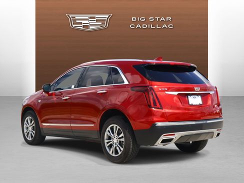 Used 2023 Cadillac XT5 Premium Luxury FWD image 3