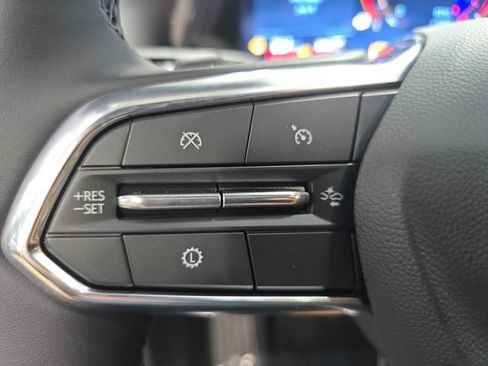 New 2026 Chevrolet Equinox LT w/ Safety and Technology Package AWD/4WD image 18
