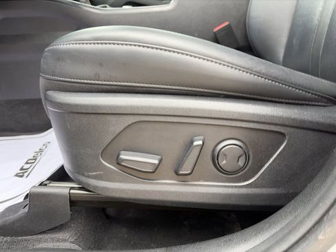 Used 2023 Kia Sorento EX w/ Panoramic Sunroof Package image 16