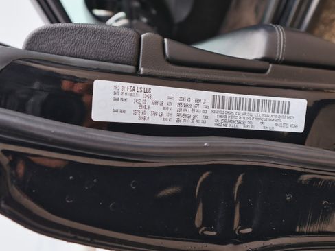 Used 2019 Jeep Grand Cherokee Altitude image 35