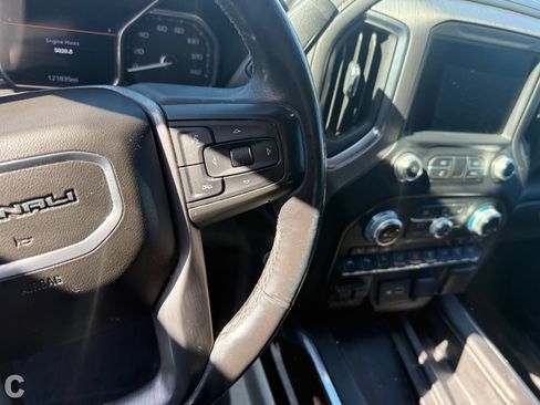 Used 2019 GMC Sierra 1500 Denali w/ Denali Ultimate Package AWD/4WD image 23