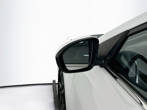 Used 2025 Nissan Sentra SV FWD image 16