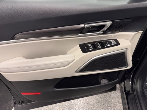 Certified 2024 Kia Telluride S w/ S Sunroof Package image 23