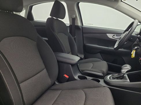 Used 2022 Kia Forte LXS w/ LXS Technology Package image 21