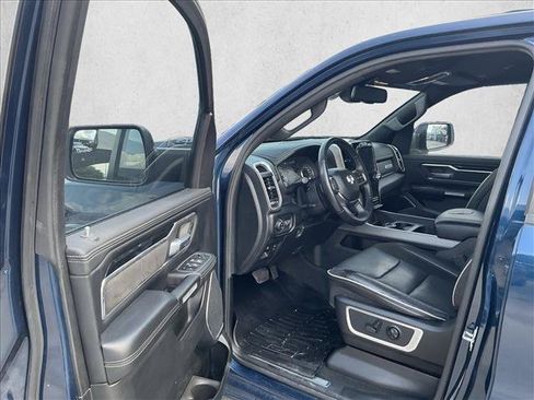Used 2020 RAM 1500 Laramie w/ Sport Appearance Package AWD/4WD image 9