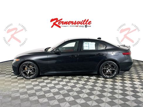 Used 2021 Alfa Romeo Giulia Ti Sport image 4