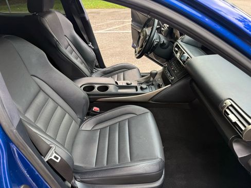 Used 2016 Lexus IS 200t image 18