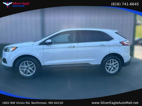 Used 2022 Ford Edge SEL AWD/4WD image 2