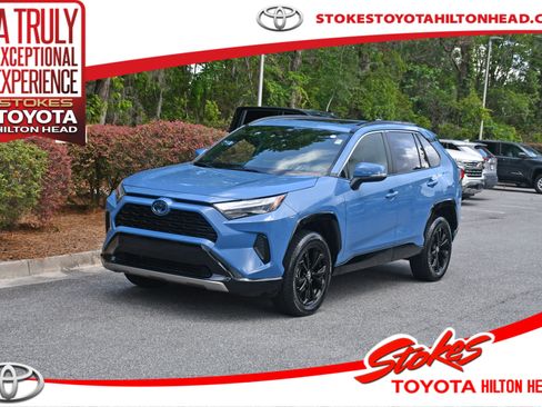 Certified 2024 Toyota RAV4 SE w/ Convenience Package AWD/4WD image 1