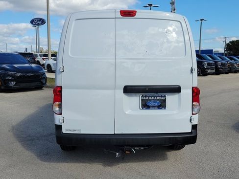 Used 2021 Nissan NV200 S image 5