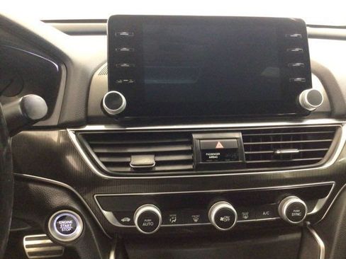 Used 2019 Honda Accord Sport image 19