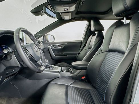 Used 2020 Toyota RAV4 XSE AWD/4WD image 11