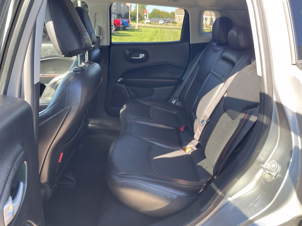 Used 2019 Jeep Compass Trailhawk AWD/4WD image 10