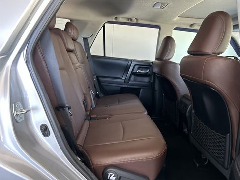 Used 2022 Toyota 4Runner Limited image 32