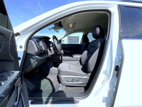 New 2026 Nissan Pathfinder SV AWD/4WD image 11