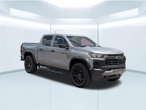 Used 2026 Chevrolet Colorado Trail Boss AWD/4WD image 8