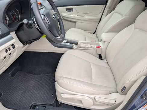 Used 2014 Subaru Crosstrek 2.0i Limited AWD/4WD image 9