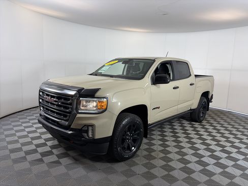 Used 2021 GMC Canyon AT4 AWD/4WD image 2