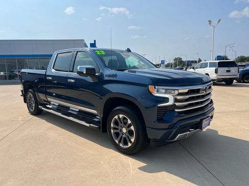 Certified 2023 Chevrolet Silverado 1500 High Country w/ LPO, Dark Essentials Package AWD/4WD image 7