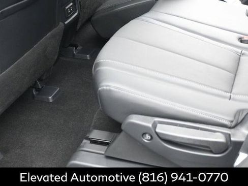 Certified 2026 INFINITI QX60 Luxe w/ Cargo Package AWD/4WD image 15