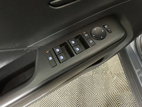Used 2024 Hyundai Kona SEL FWD image 12
