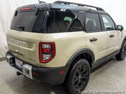 Used 2025 Ford Bronco Sport Outer Banks w/ Sasquatch Outer Banks Package AWD/4WD image 8