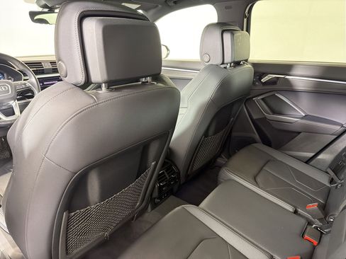 Used 2024 Audi Q3 2.0T Premium Plus w/ Premium Plus Package image 23