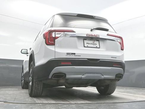 Used 2023 GMC Acadia SLT image 33