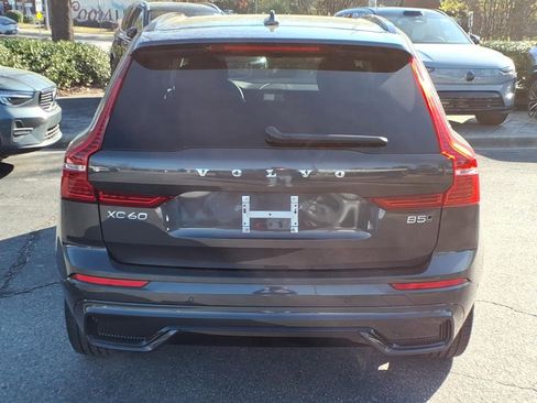 Certified 2025 Volvo XC60 B5 Plus AWD/4WD image 4