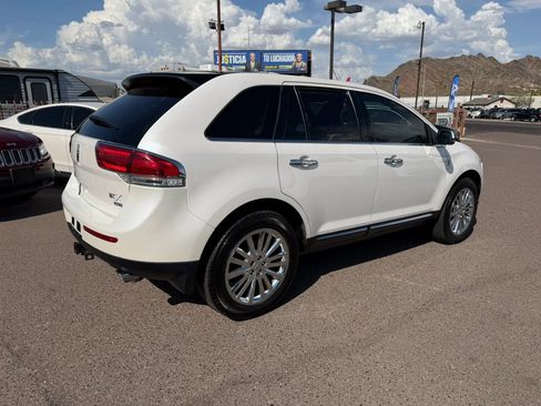 Used 2012 Lincoln MKX AWD image 5