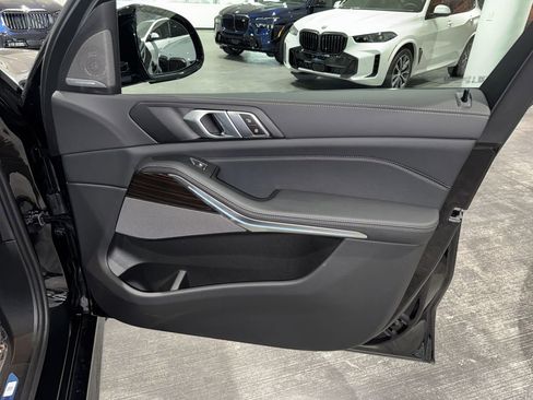 New 2026 BMW X5 xDrive50e AWD/4WD image 8