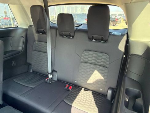 Used 2026 Nissan Pathfinder S AWD/4WD image 16