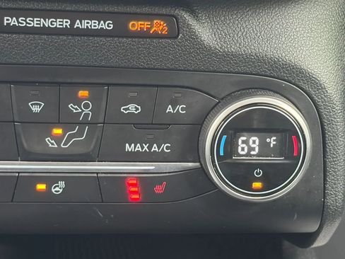 Used 2020 Ford Escape SEL AWD/4WD image 25