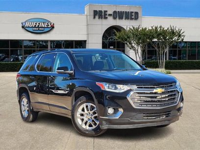 Used 2021 Chevrolet Traverse LT